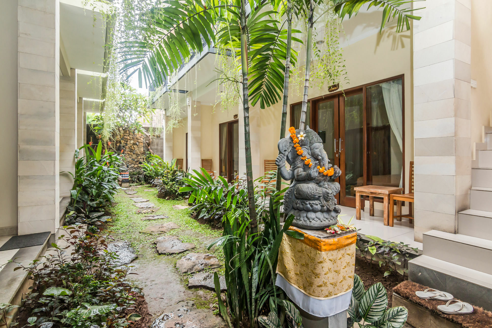 Zen Rooms Ubud Pengosekan 1 Luaran gambar
